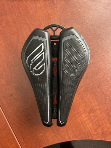 Bisaddle adjustable seat - adjustable,